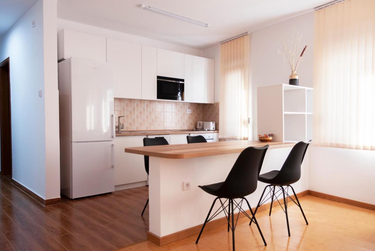 Lux Family Apartment Vidanovic Pirot Zewnętrze zdjęcie